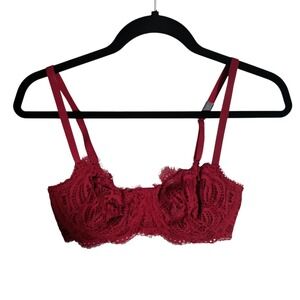Victoria's Secret Red Lace Push Up Bra No padding Size 32DD